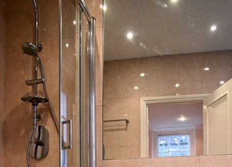 Bathrooms photo 17