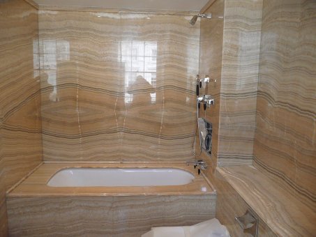Bathrooms photo 16