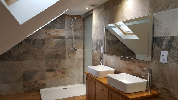 Bathrooms photo 2